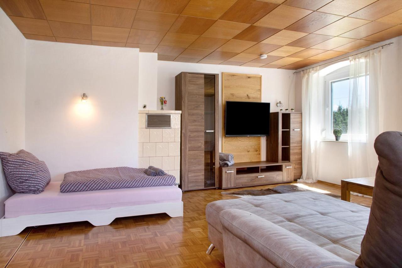 Bauernhofwohnung Friedrichshafen Bagian luar foto